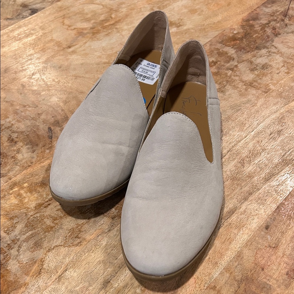 Franco Sarto💕Size 10💕Gray Slip-On Loafers